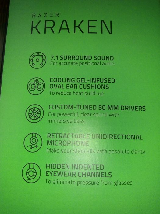Геймърски слушалки с микрофон RAZER KRAKEN/имат забележки/клавиатури