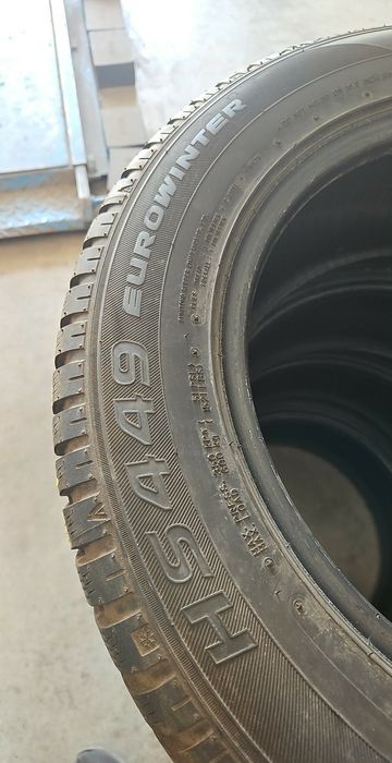 225/55/16 Falken.