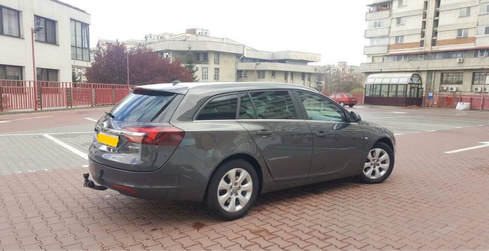 Opel Insignia Sports Tourer SW - Diesel, 2013