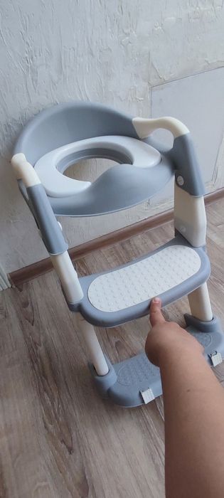 Сиденье для унитаза  детский