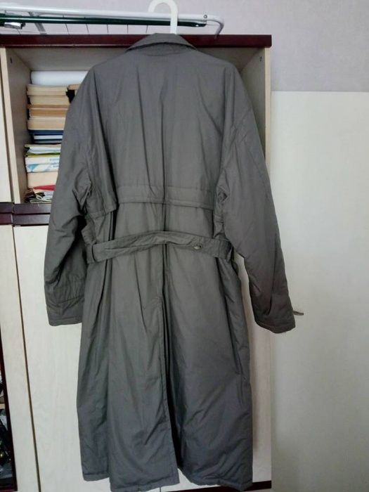 мъжко , ватирано, дълго палто