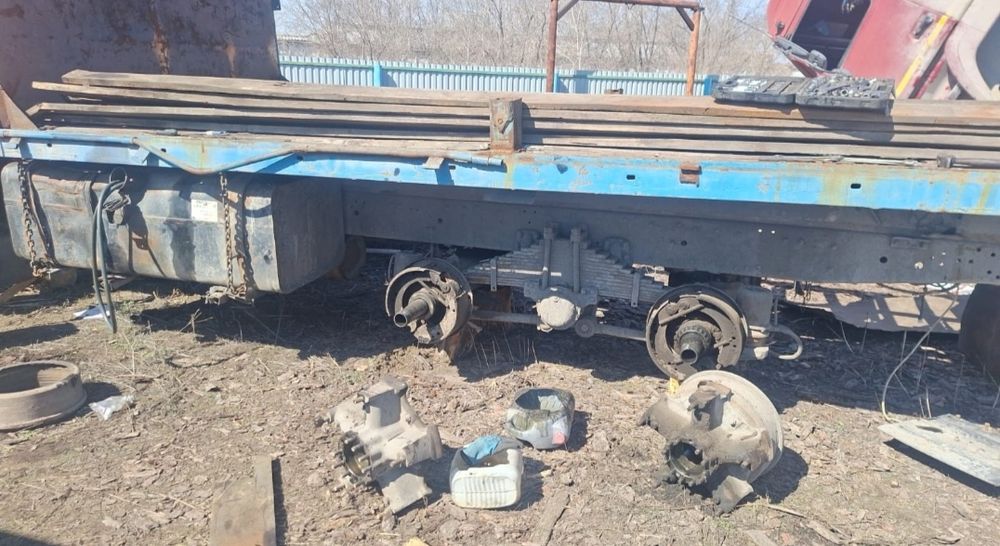 Продам Камаз тягач на разбор