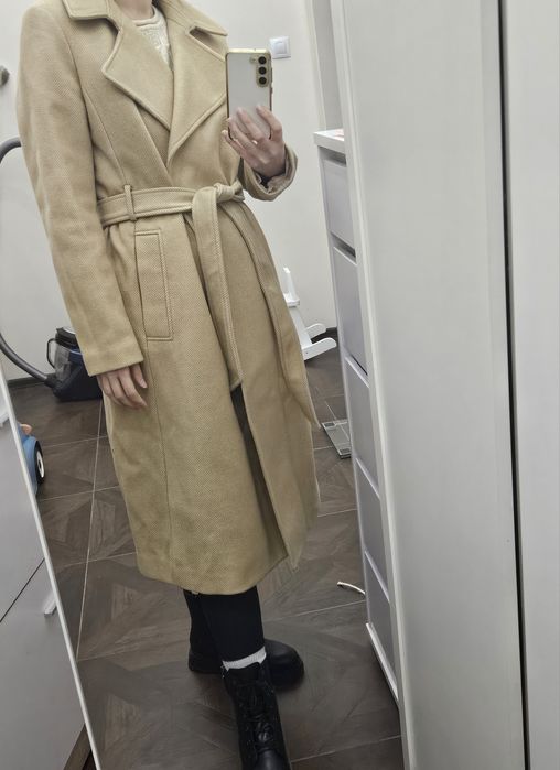 Палто H&M в бежово размер 40 / M