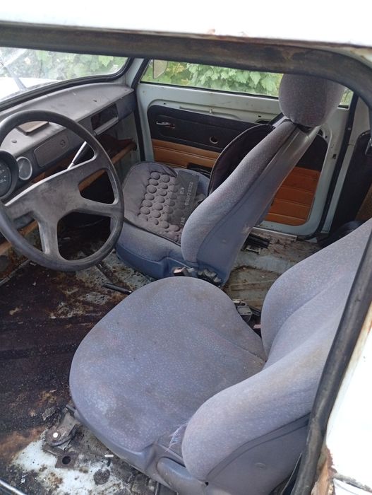 Trabant 601 L înscris
