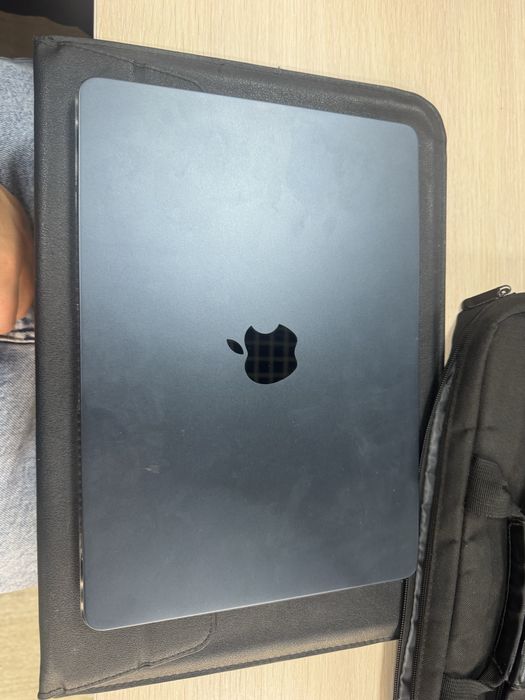 Macbook air 13 m4 512 gb