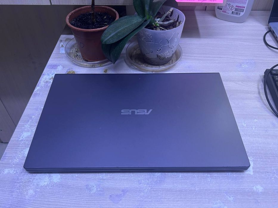 Asus VivoBook Core i3-1115
