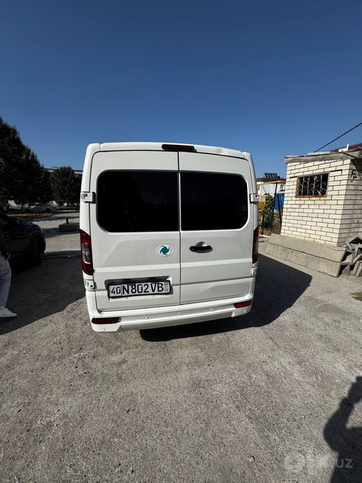 Dongfeng M3 sotiladi