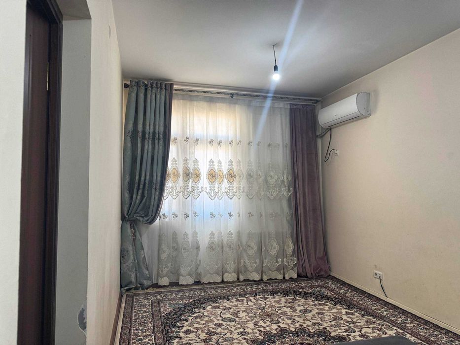 Сергели Янги-Чоштепада 2 хонали квартира сотилади