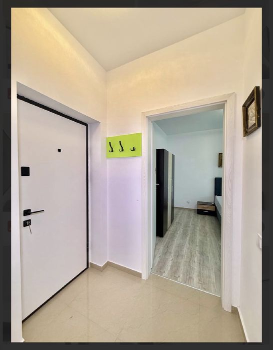 Inchiriez Garsoniera in Militari Residence !