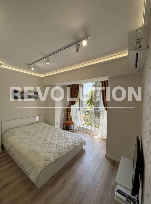 Дава се под наем Двустаен апартамент в Варна, Чайка - 41 кв.м за 625 € - Снимка #2