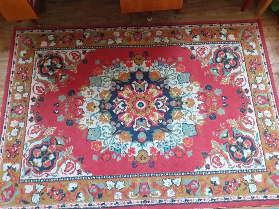 Ковёр 1,5 на 2 м чистая  шерсть!