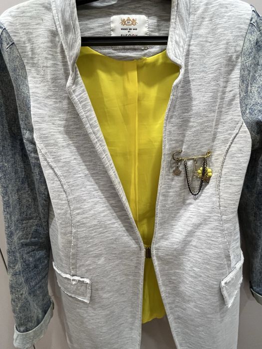 Пиджак серый, размер M-L