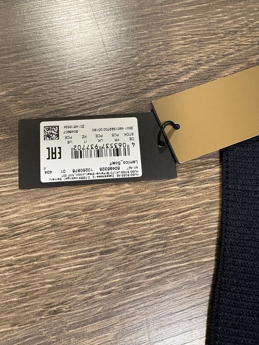 Син Шал  Boss Lamico_scarf