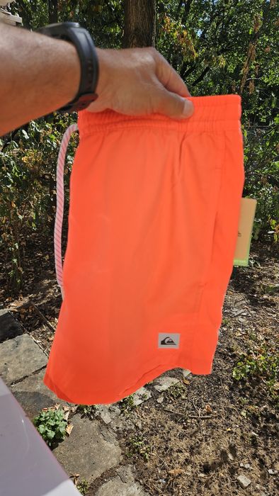 Sort de baie Quiksilver, măsura M, nou, siclam