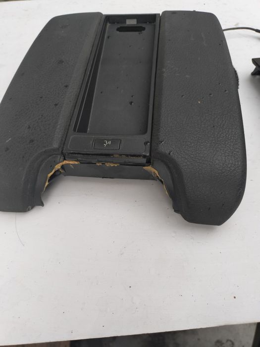 Подлокотник  E39