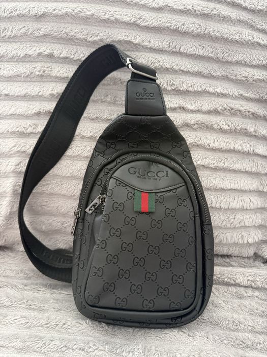 Geanta umar gucci