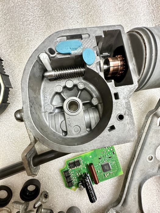 Motorase Stergatoare parbriz PEUGEOT 508