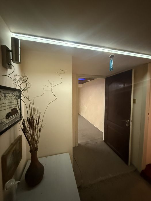 Офис, подземно помещение