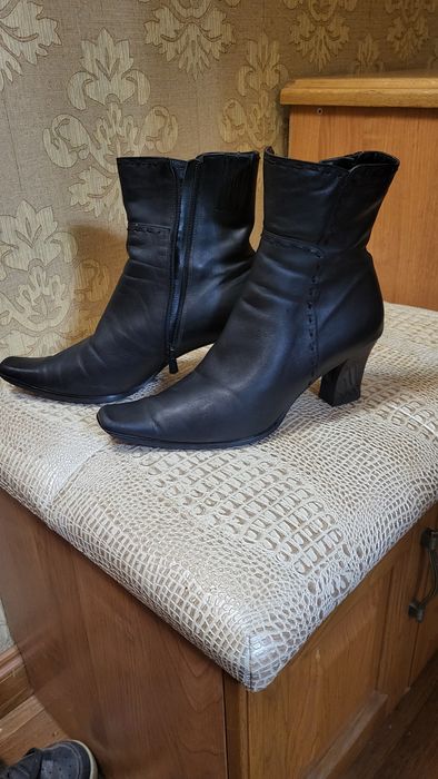 Женская обувь кожаная