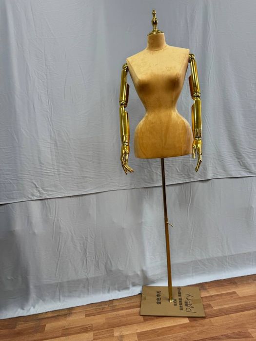 Maneken tikuvchilar uchun original