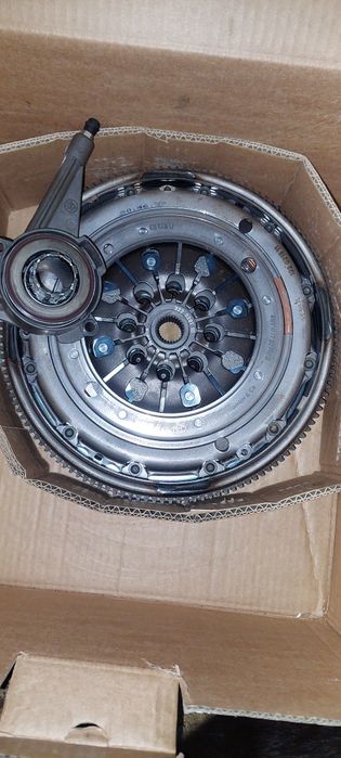 Полный комплект сцепления LUK для Фольксваген Т4 2.5 TDI