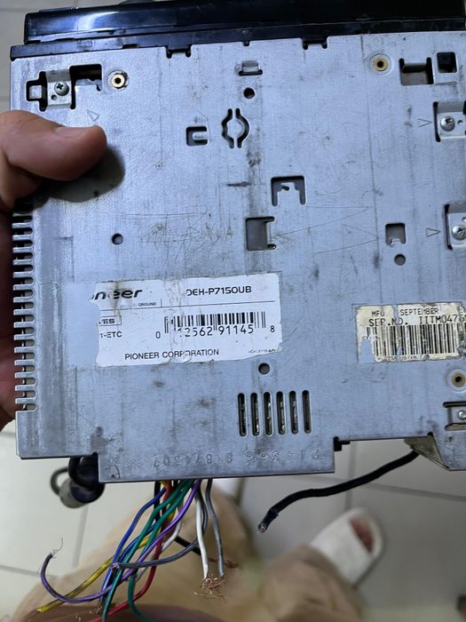 Pioneer deh-7150UB делфин