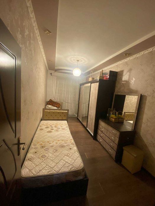 Сдается 2 комнатная квартира на 4 этаже в 4 этажке Артыкова