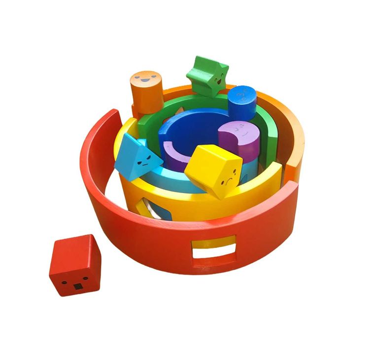Голяма дървена цветна дъга Монтесори с фигури за поместване /Качество!