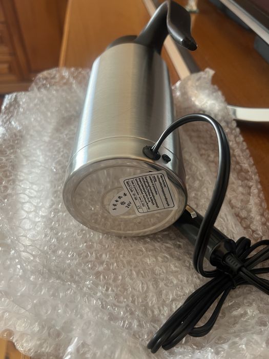 Инвертор за автомобил 12V/24V-220V , кана за вода 12V/24V, зарядно USB