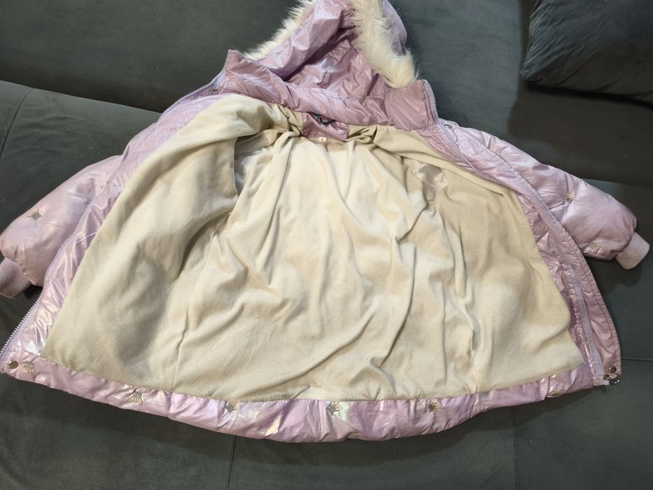 Отдам практически даром вещи на девочку