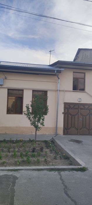 Миробод туманида ҳовли сотилади