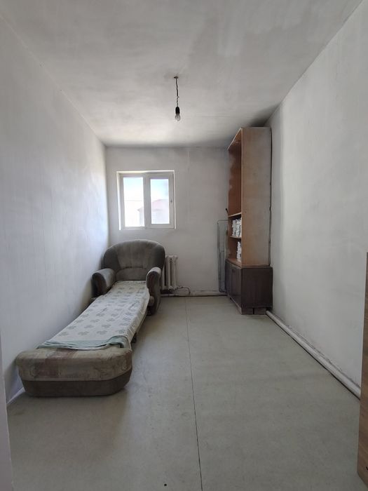 Сдам гараж 140кв.м и дом 2 комнаты