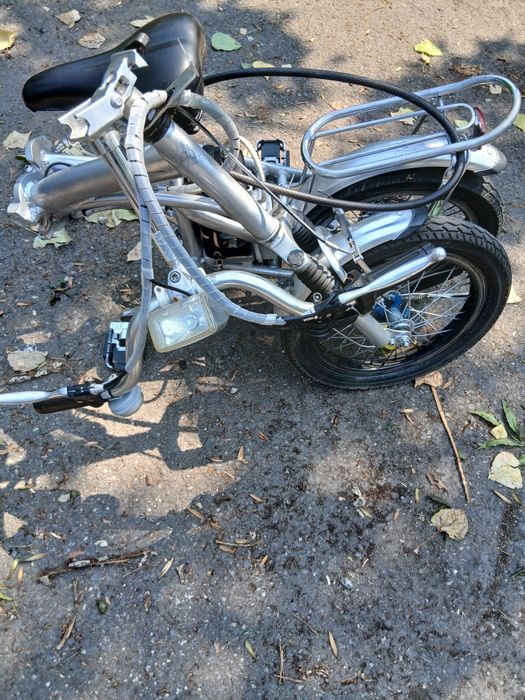 Bicicleta electrica rabatabila