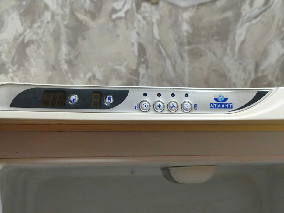 Холодильник Атлант двухкамерный