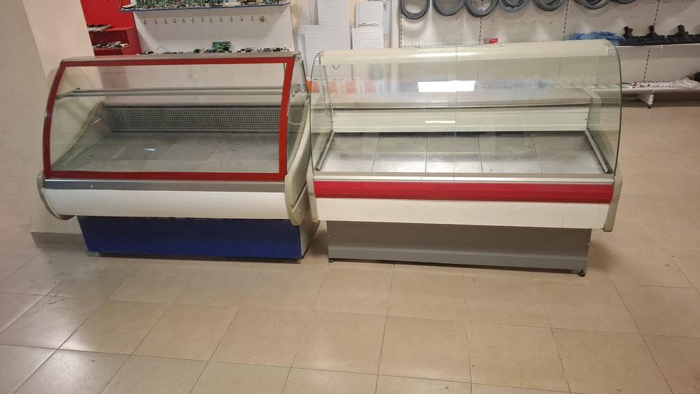 Витринный холодильник