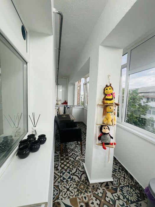 Vand apartament 3 camere