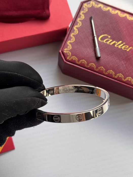 Cartier гривна със сертификати