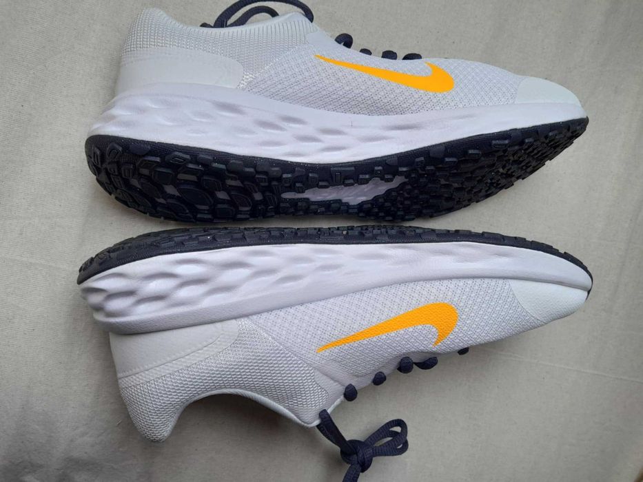 Маратонки NIKE Running размер 38 EU - 24 см. (нови, оригинални)