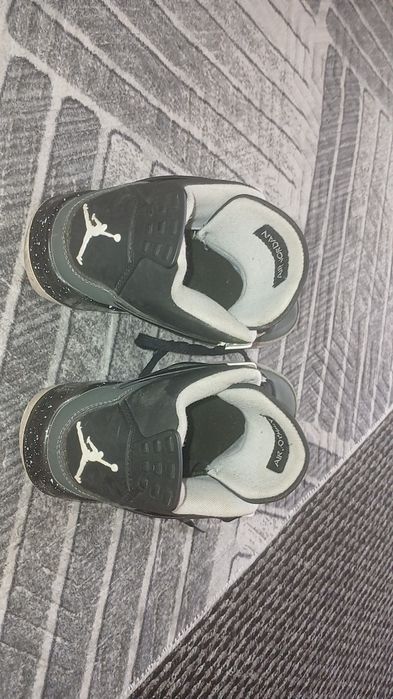 Air jordan 4 feer
