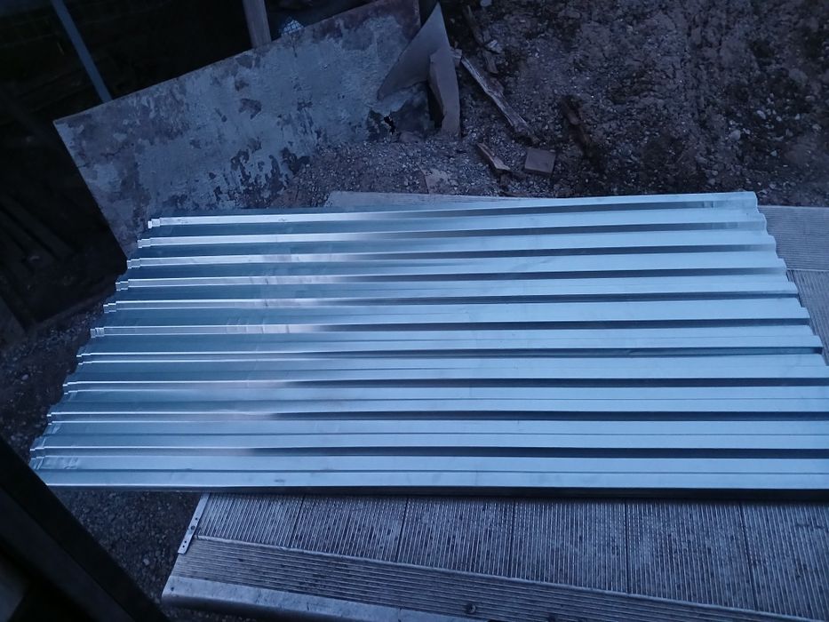 Продам  профиль двух метровый