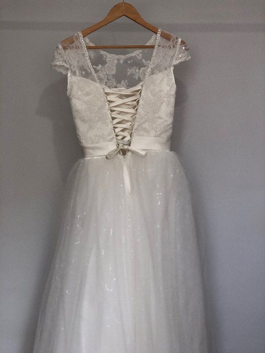 Свадебное платье (Эмираты)