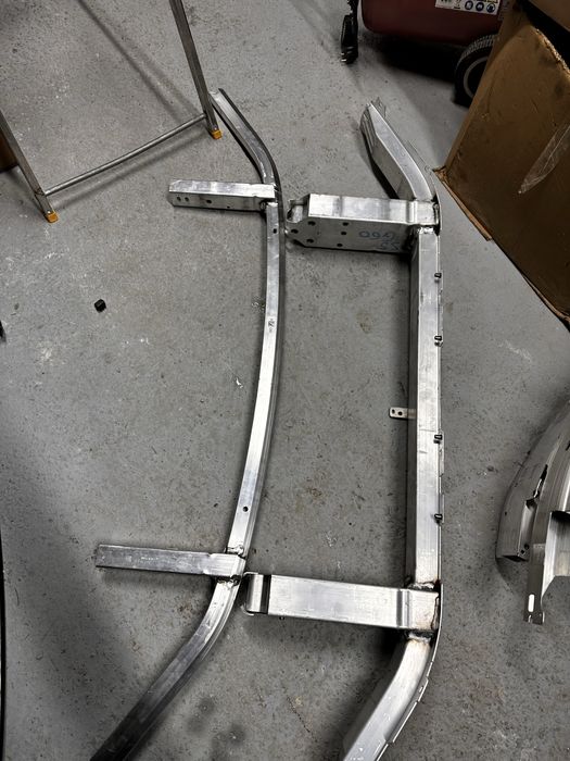 Armatură față bmw seria 5.G60.G61.