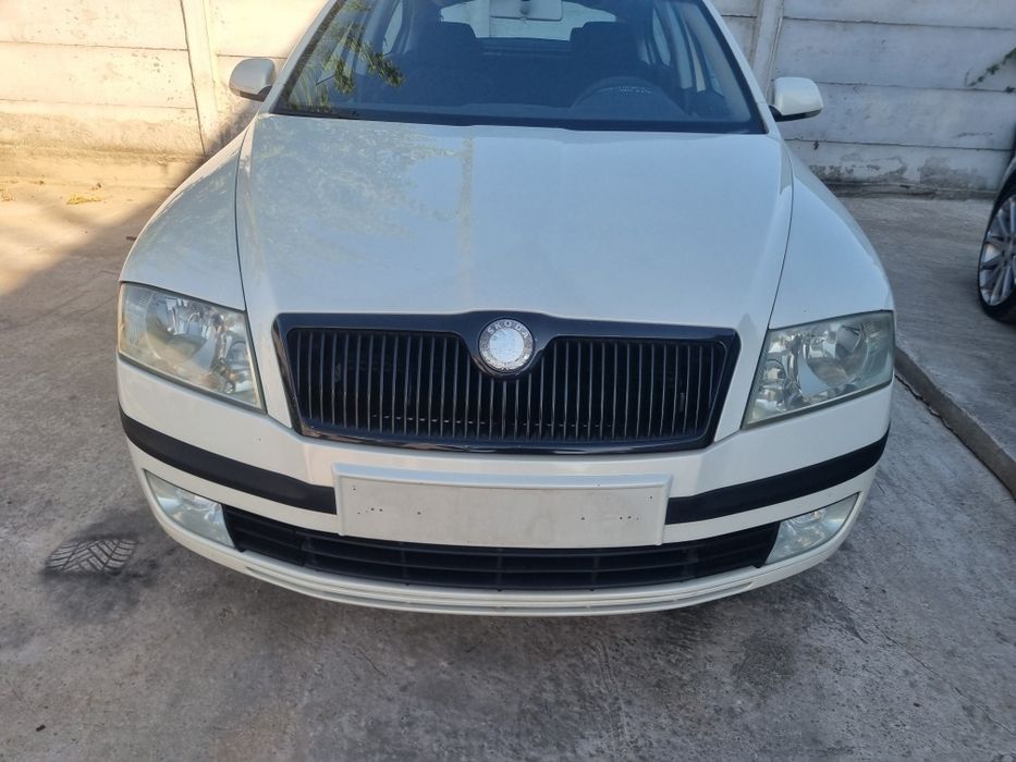 Faruri skoda octavia 2 non facelift
