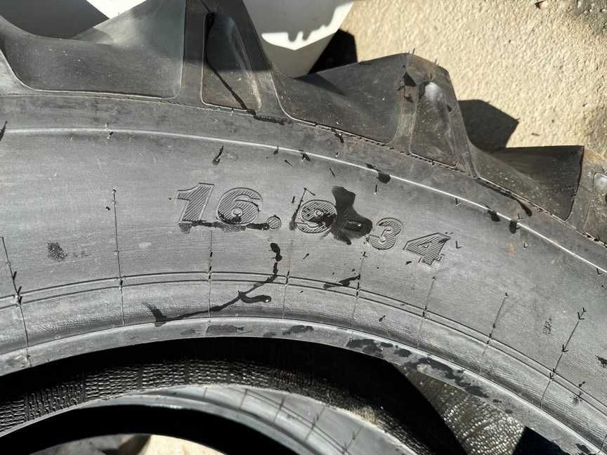 CAUCIUCURI NOI BULDO 16.9-34 cu 14 pliuri