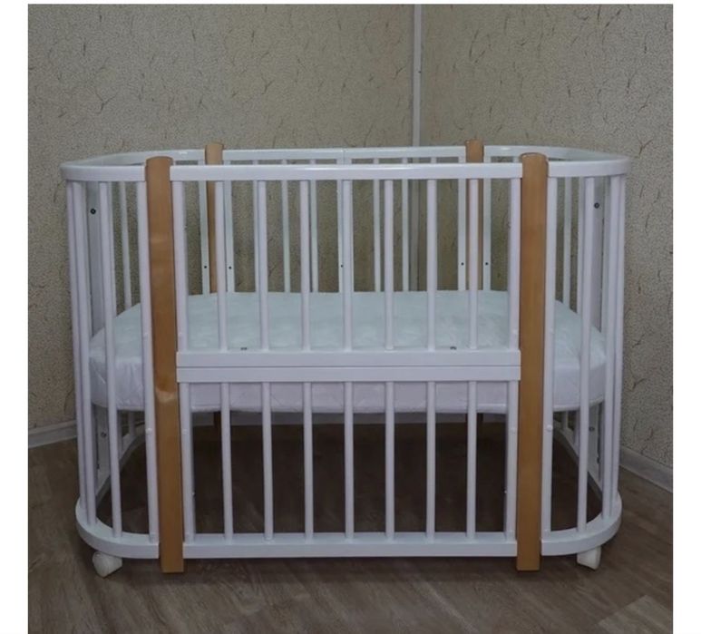 Детская овальная кровать