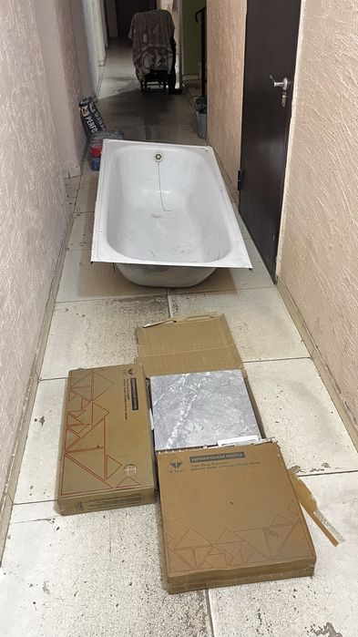 Ванна, кафель и клей