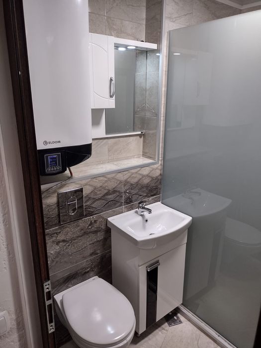 Продава се Двустаен апартамент в Шумен, Боян Българанов 2 - 64 кв.м за 797 €/кв.м - Снимка #8