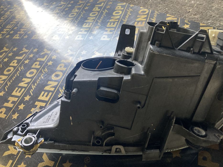 Mercedes w163 ML Десен Фар