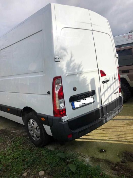 Vand autoutilitara transport marfa Renaul Master