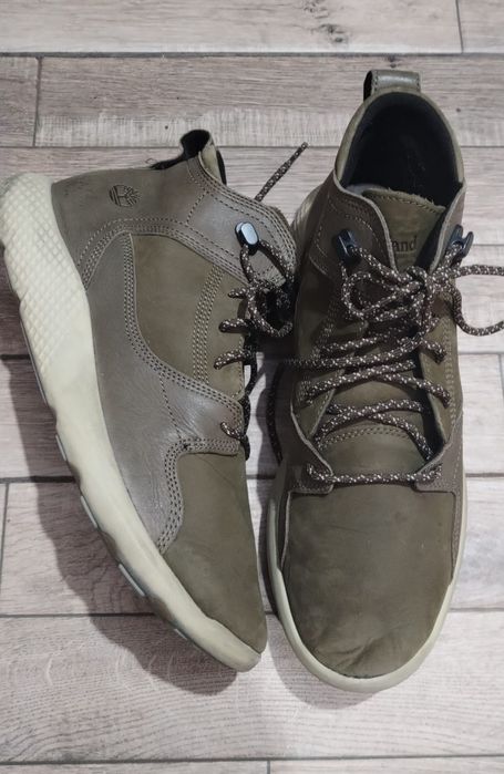 Ghete Timberland Nr 43